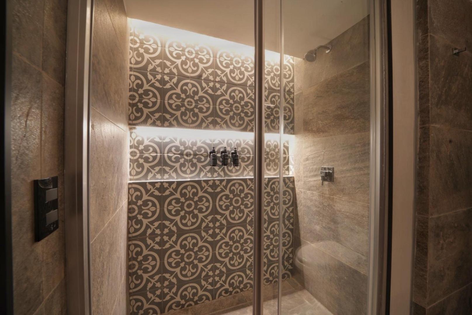Ontico Urban Design Hotel Merida Luaran gambar